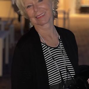 Meet your Posher, Posh